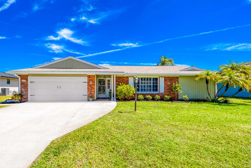 Photo of 2349 SE Bordeaux Court, Port Saint Lucie, FL 34952 (MLS # R11074713)