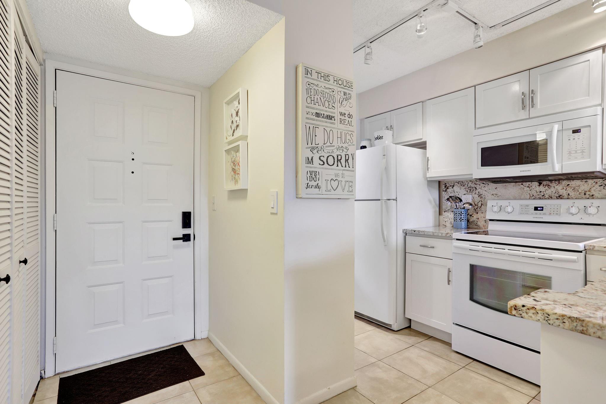 2230 N Cypress Bend Dr 306