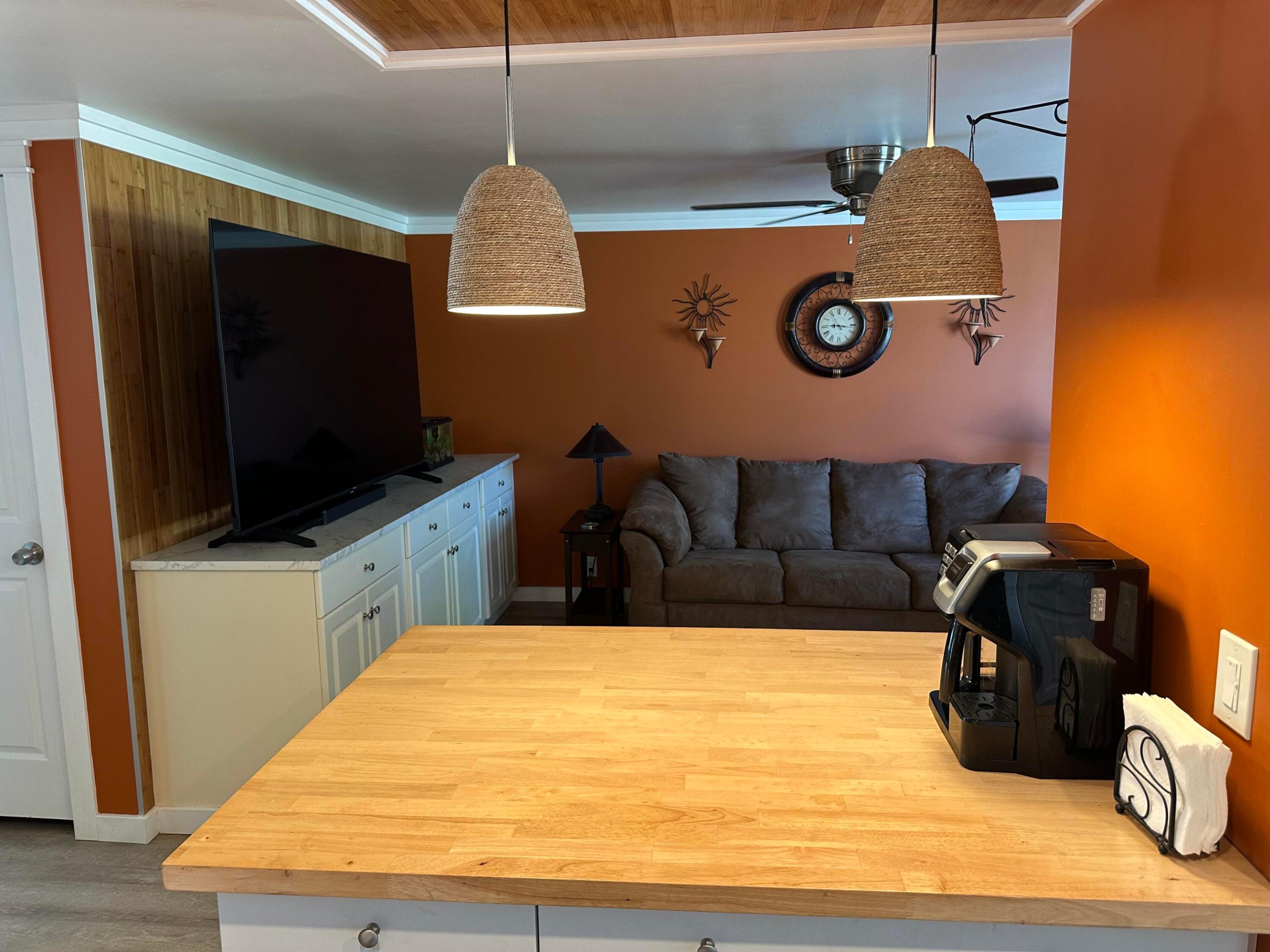 Spanish Lakes Riverfront - Residential