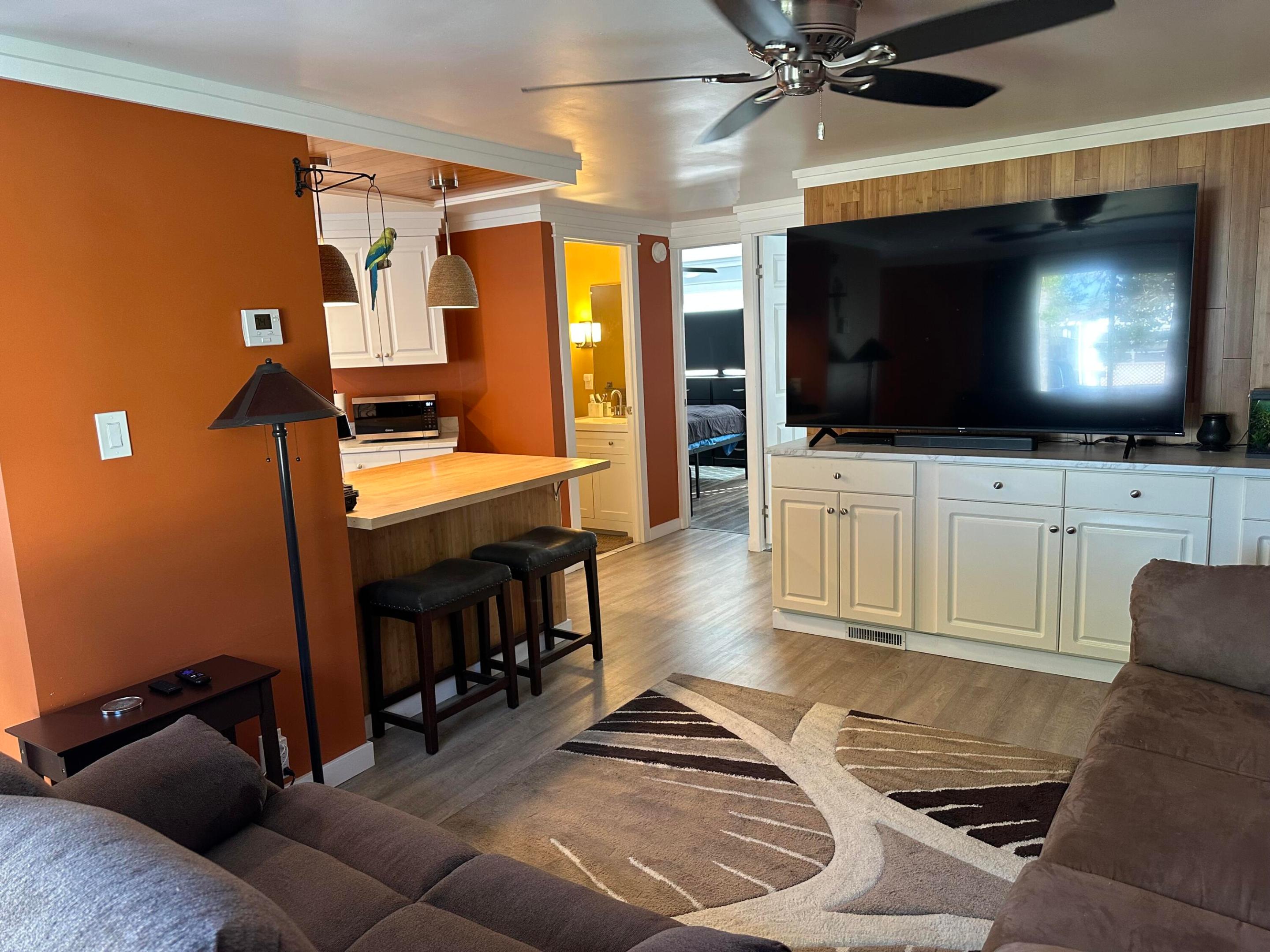 Spanish Lakes Riverfront - Residential