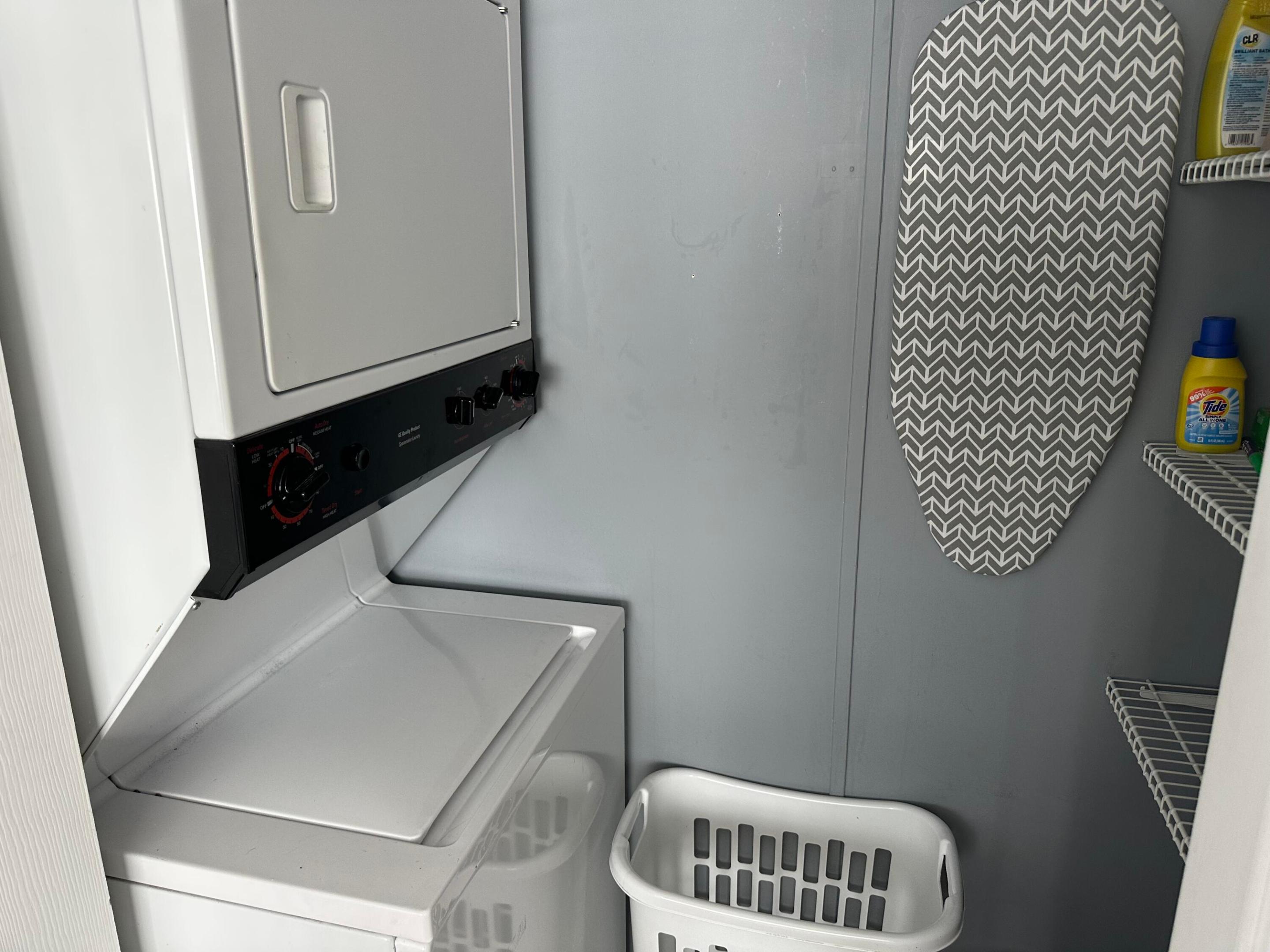 Spanish Lakes Riverfront - Residential