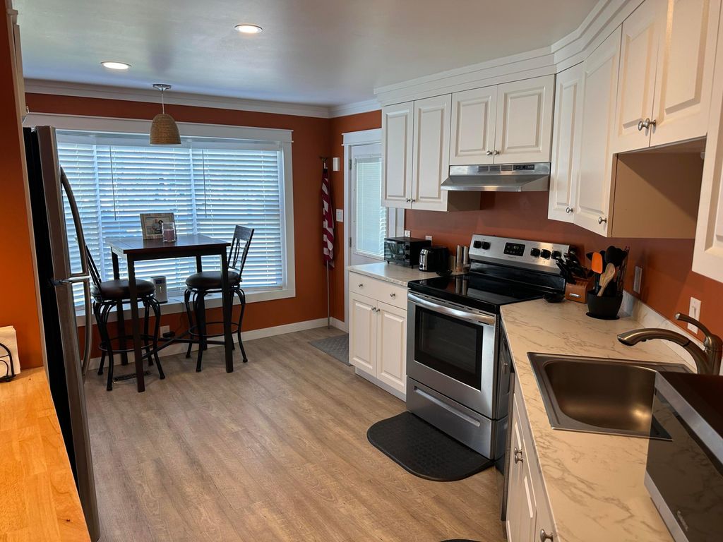 Photo of 5 Universidad Lane, Port Saint Lucie, FL 34952 (MLS # R11169070)