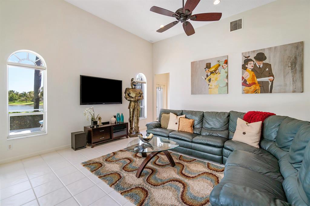 BOCA FALLS MYSTIC COVE - Residential