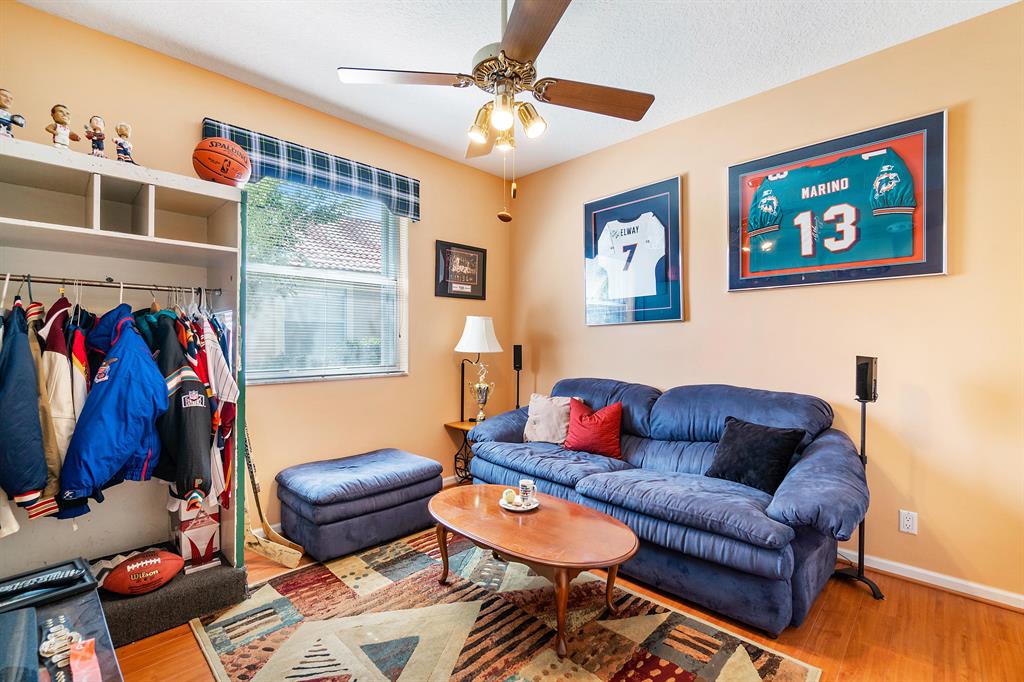 BOCA FALLS MYSTIC COVE - Residential