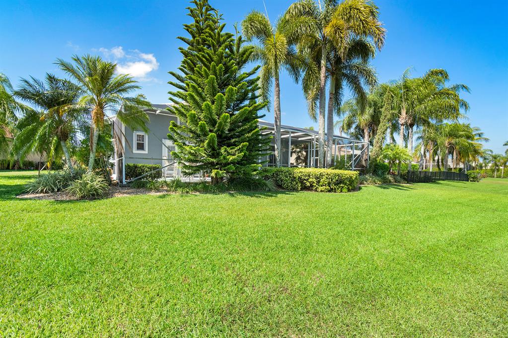 BOCA FALLS MYSTIC COVE - Residential