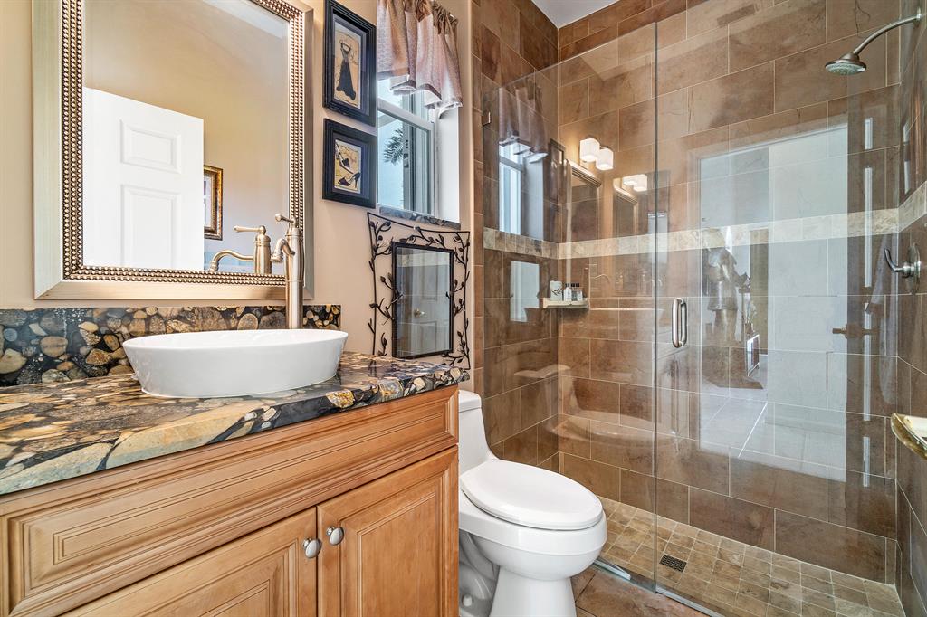 BOCA FALLS MYSTIC COVE - Residential