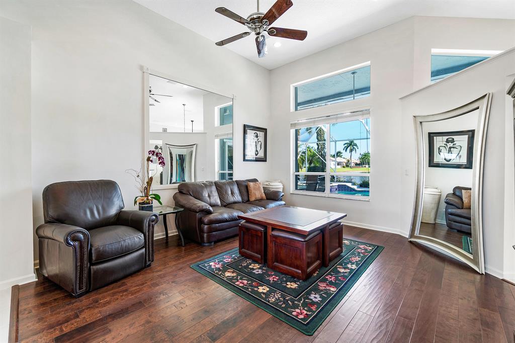 BOCA FALLS MYSTIC COVE - Residential