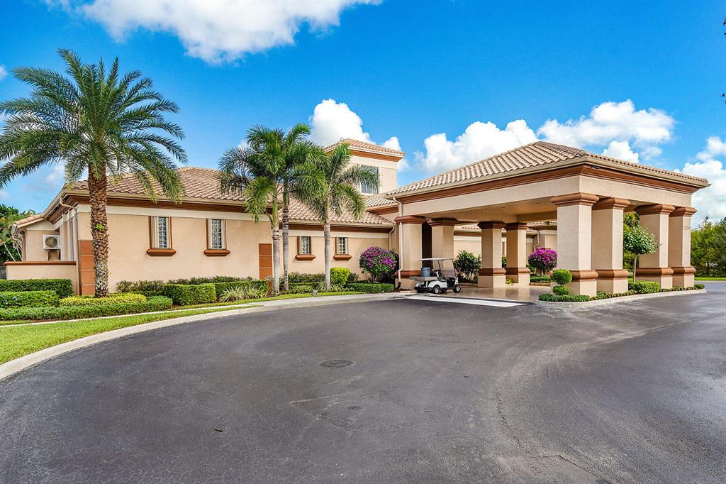 BOCA FALLS MYSTIC COVE - Residential