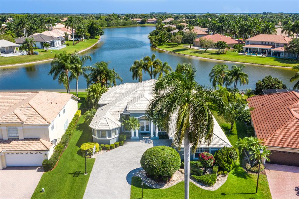 BOCA FALLS MYSTIC COVE - Residential