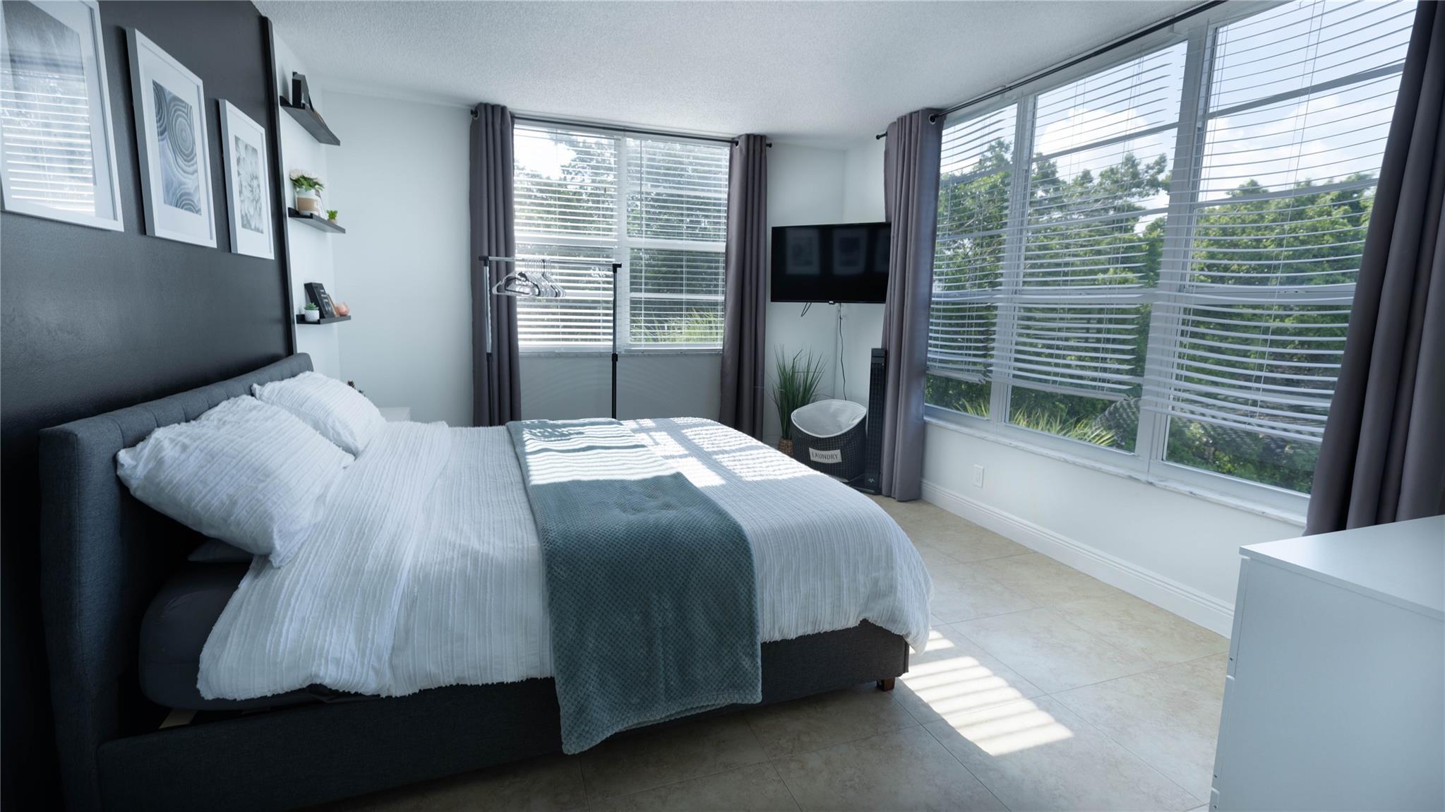 Palm Air 41 - Residential