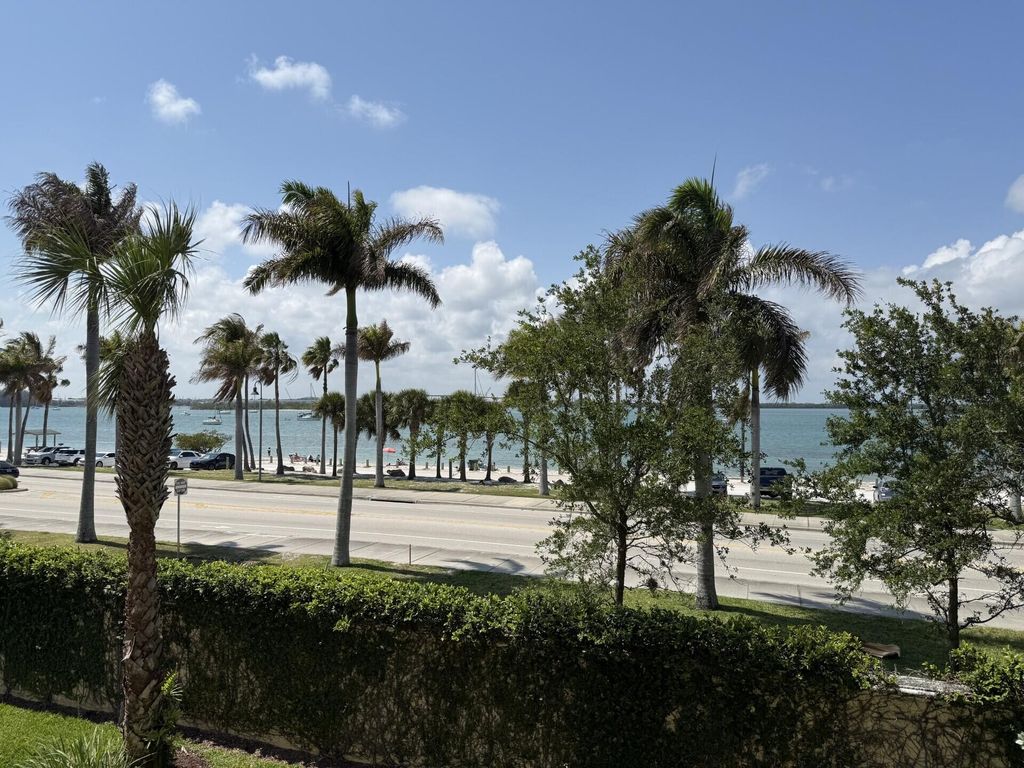 Photo of 36 Harbour Isle Drive W #205, Fort Pierce, FL 34949 (MLS # B26020975)