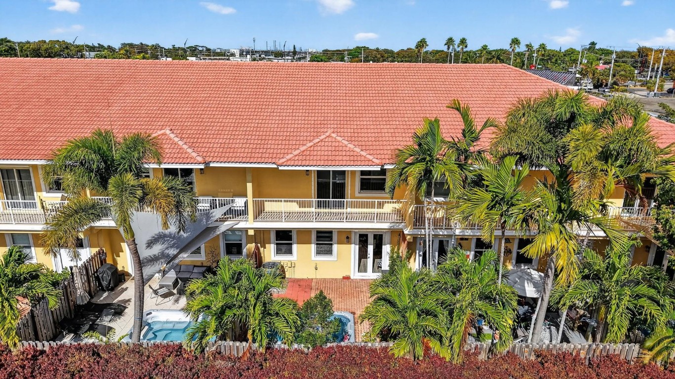 Villa Escondida - Residential