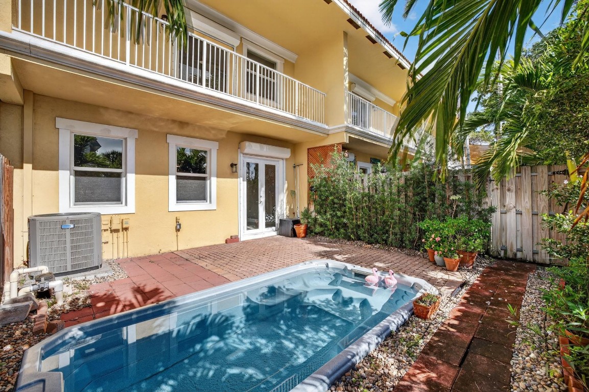 Villa Escondida - Residential