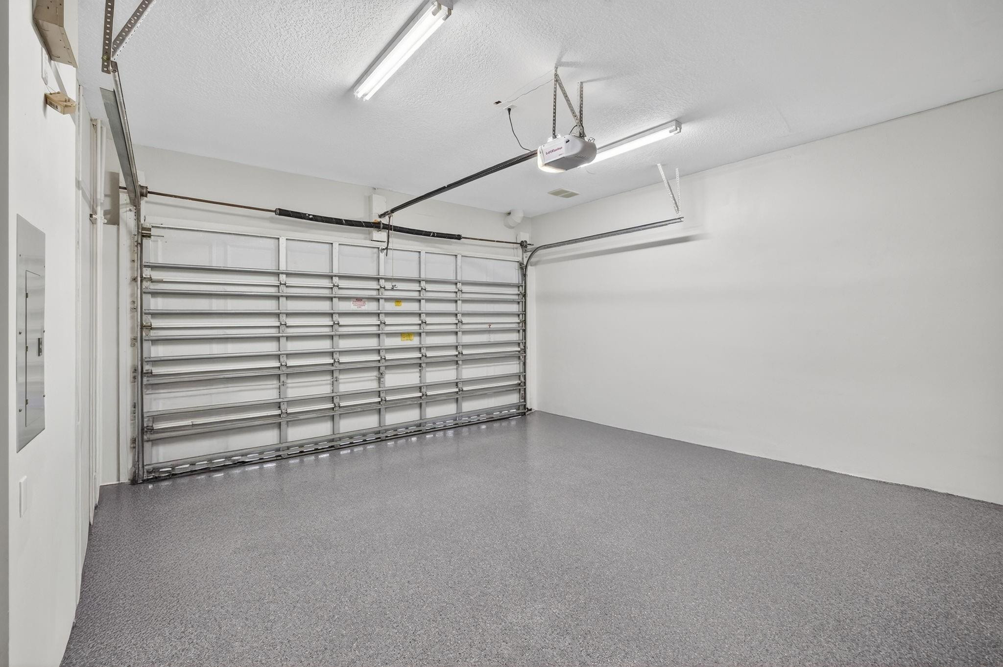 Villa Escondida - Residential