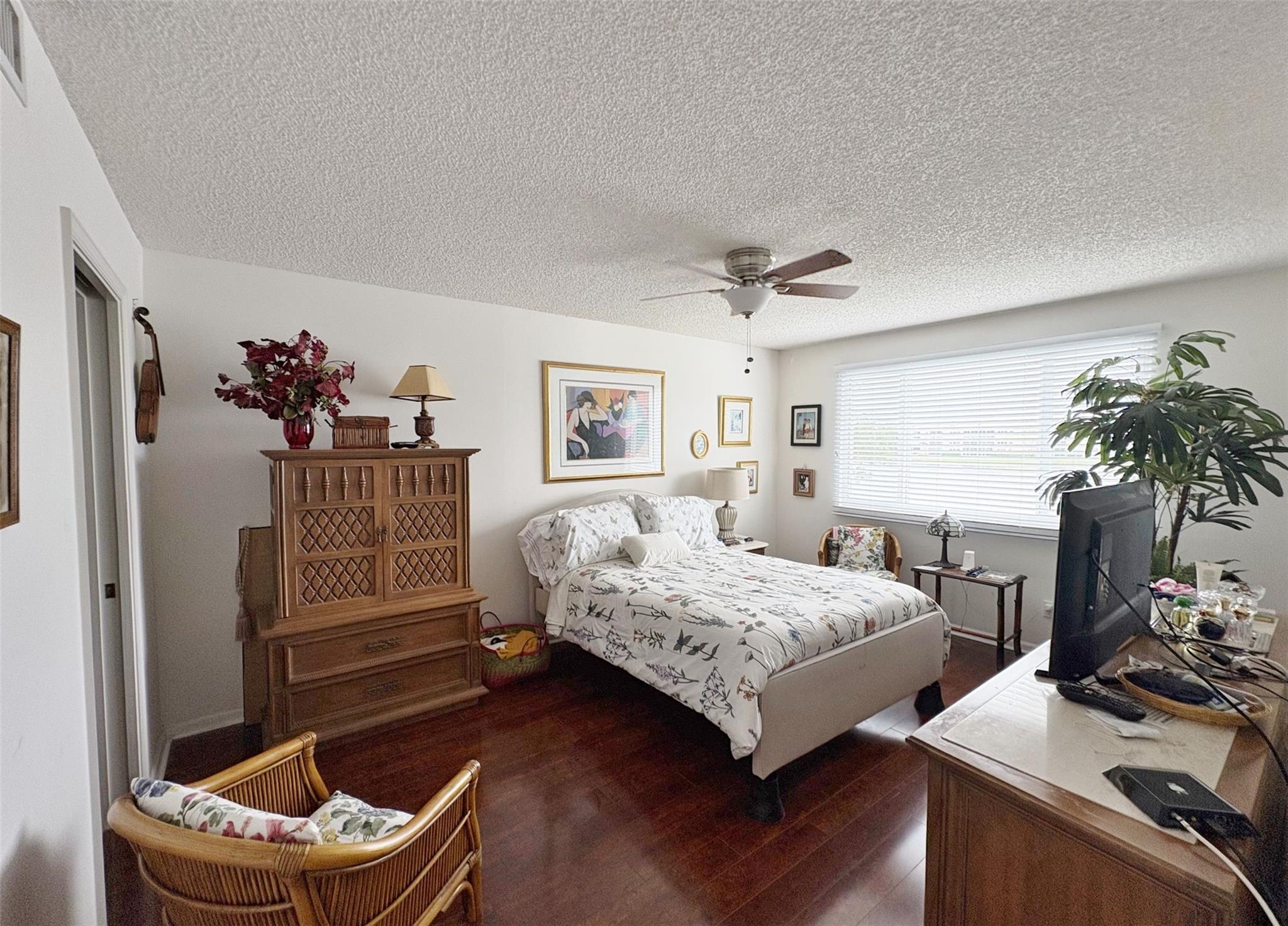 Kings Point - Residential