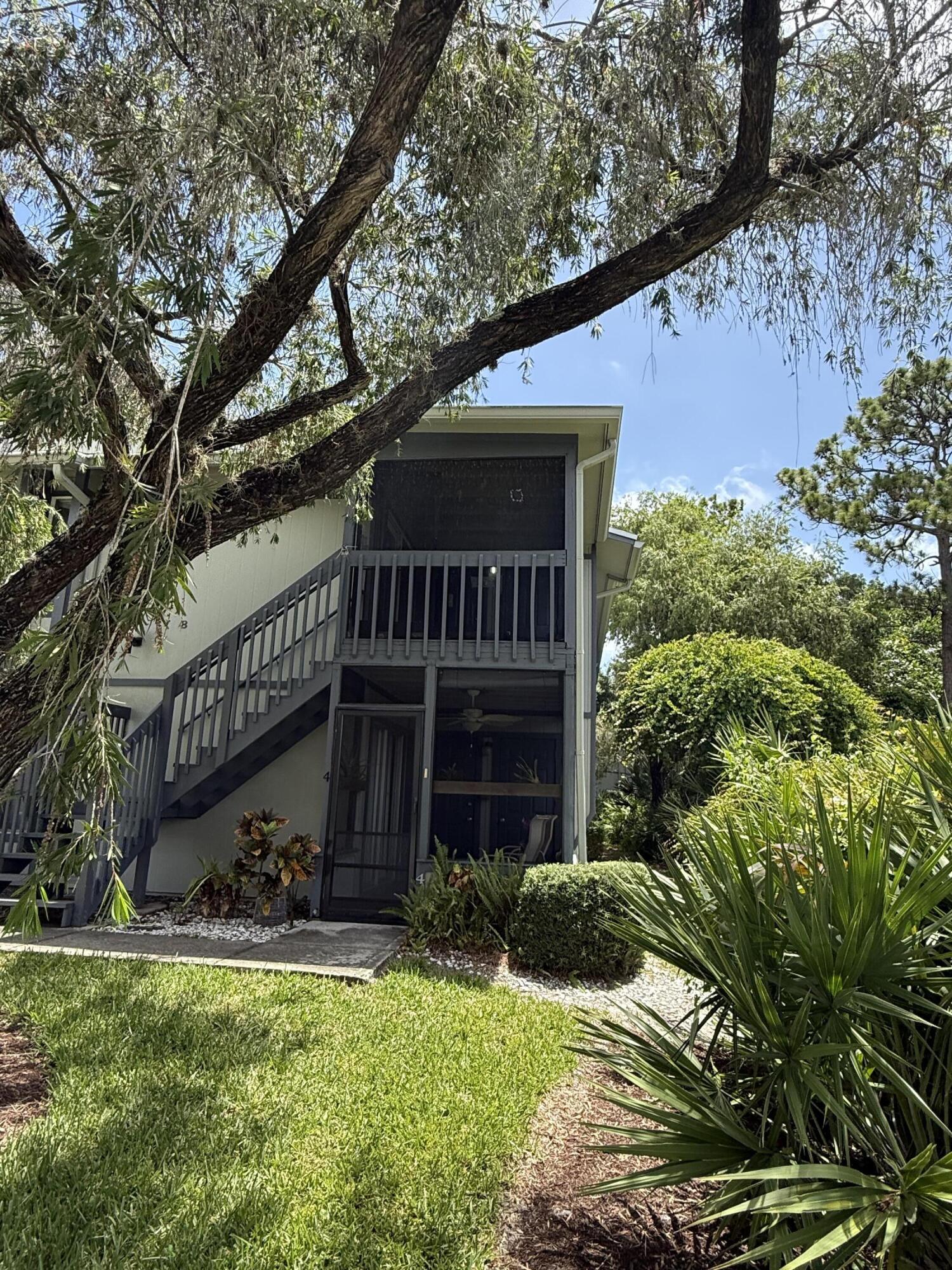 8228 SE Croft Circle J-8