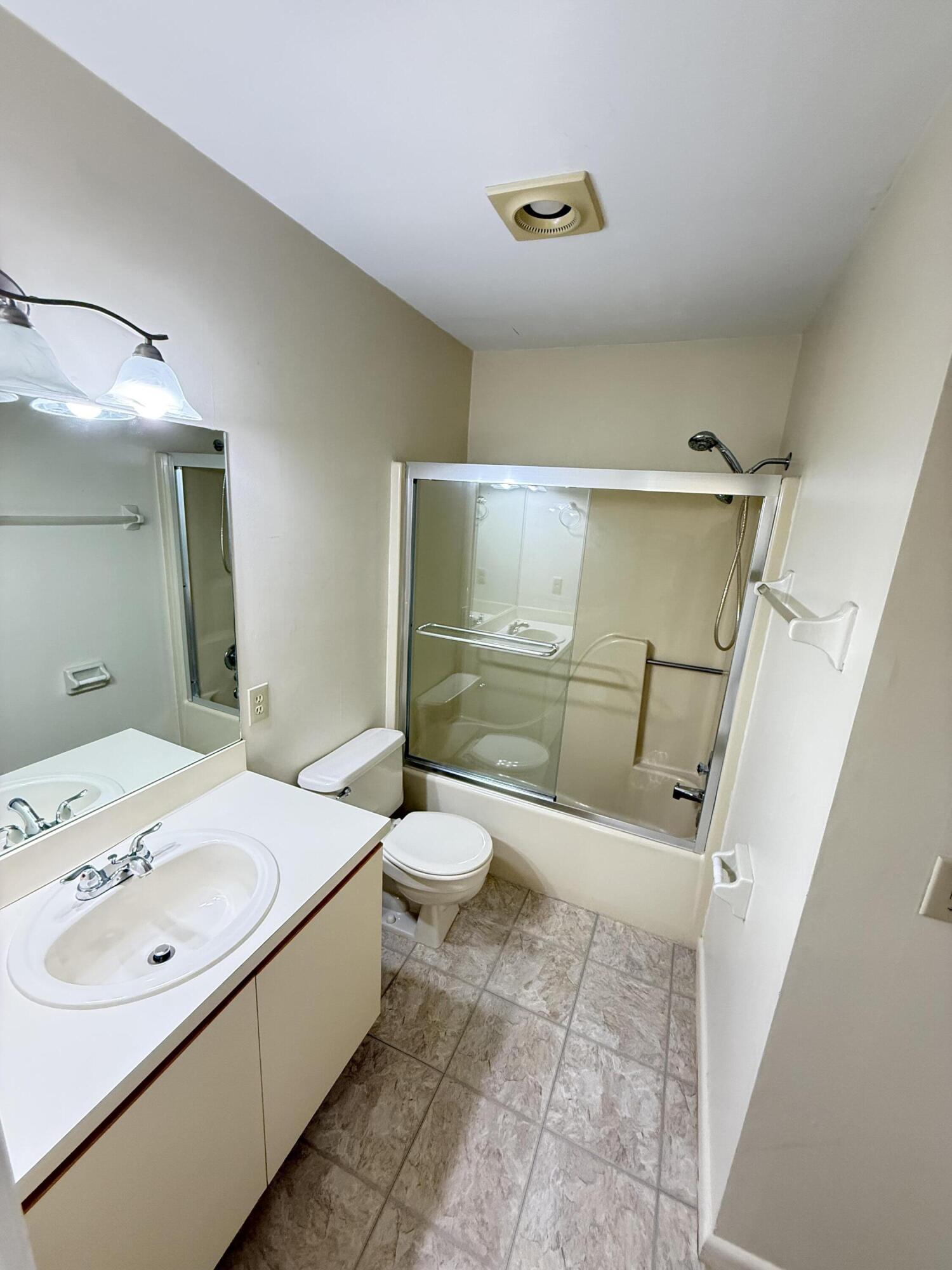 PINECROFT CONDO - Residential