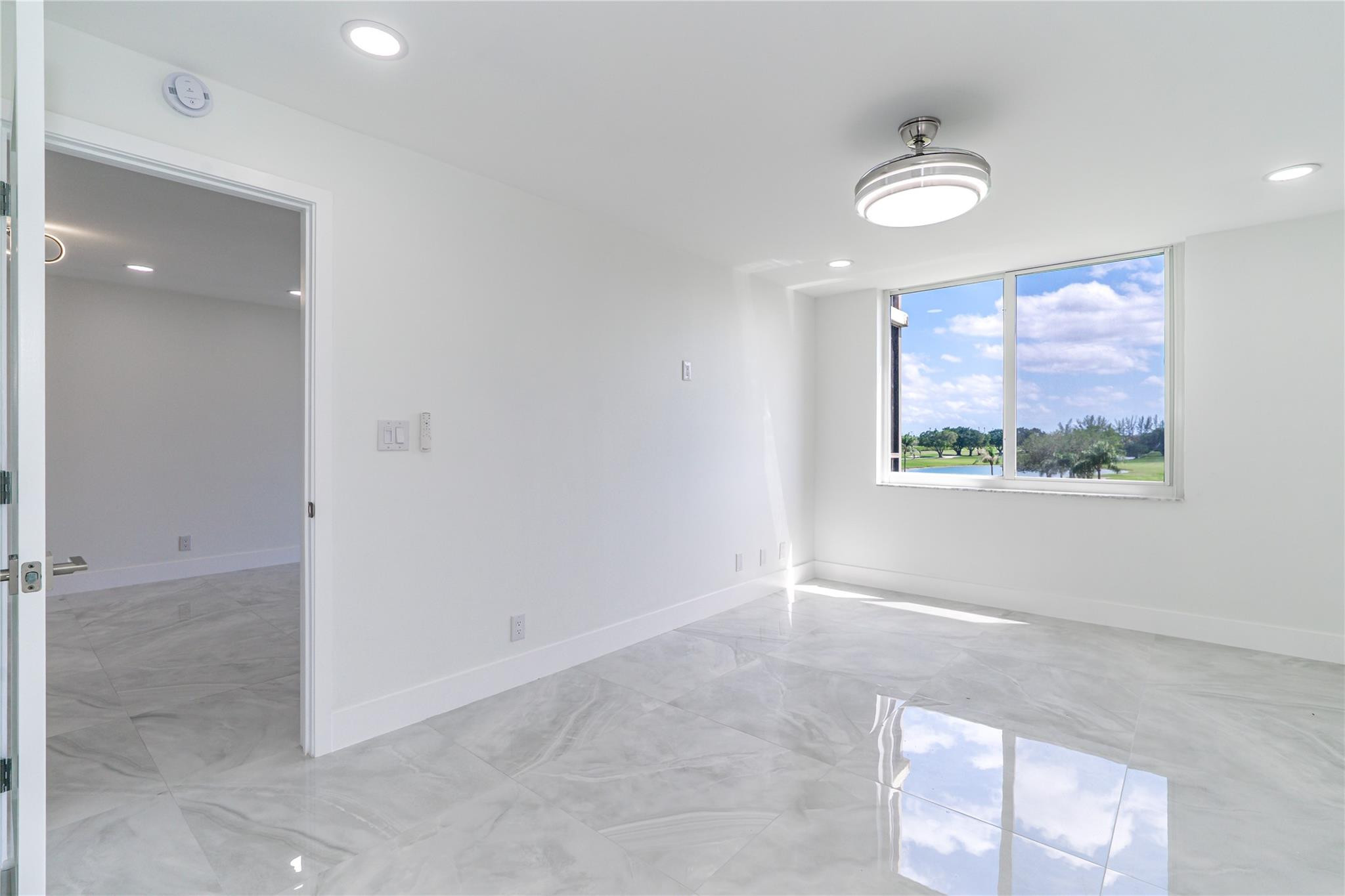 Hollybrook Golf & Tennis - Residential
