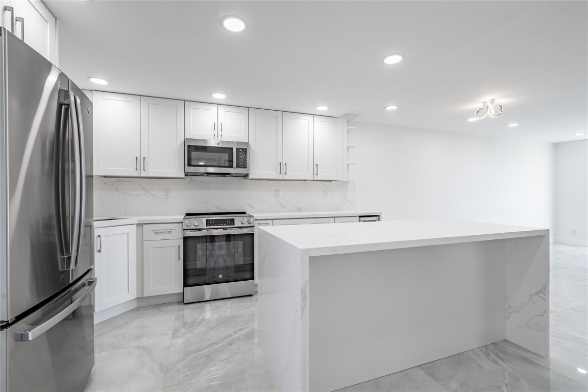 Hollybrook Golf & Tennis - Residential