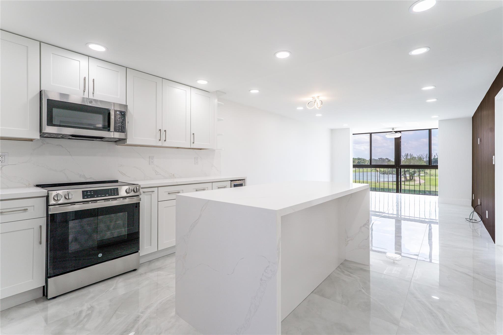 Hollybrook Golf & Tennis - Residential