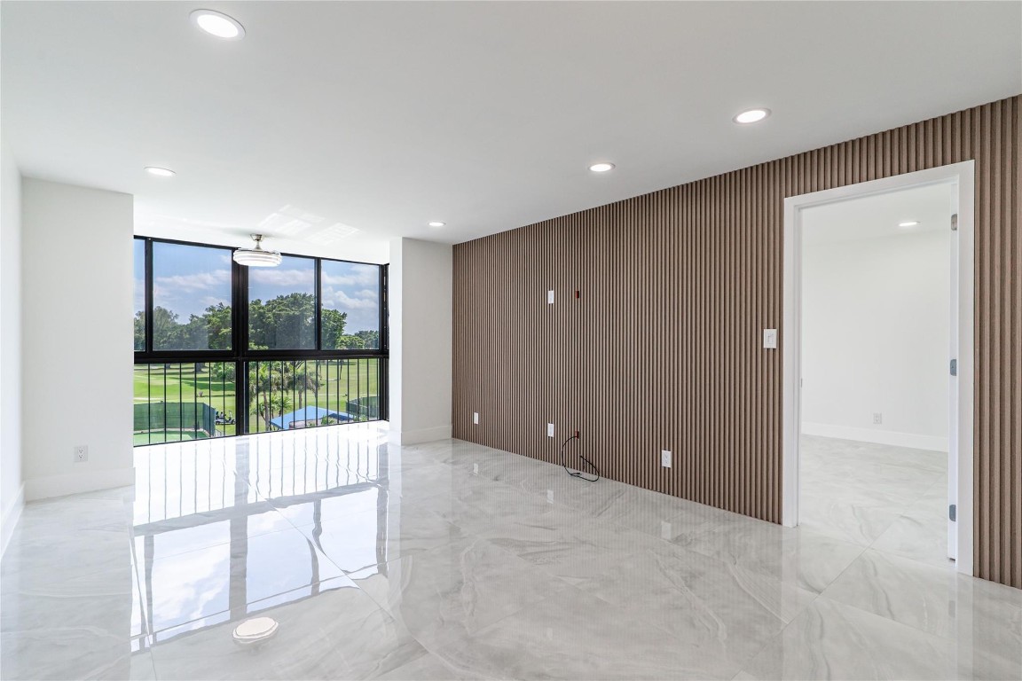 Hollybrook Golf & Tennis - Residential