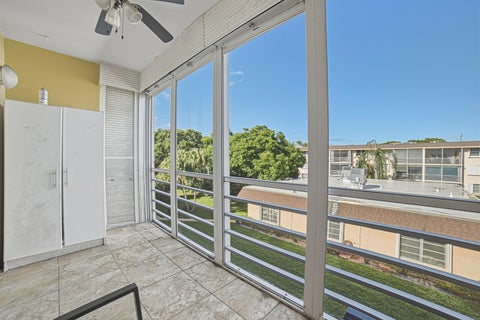 Tiny photo for 4500 N FEDERAL Highway #358G, Lighthouse Point, FL 33064 (MLS # B26080949)