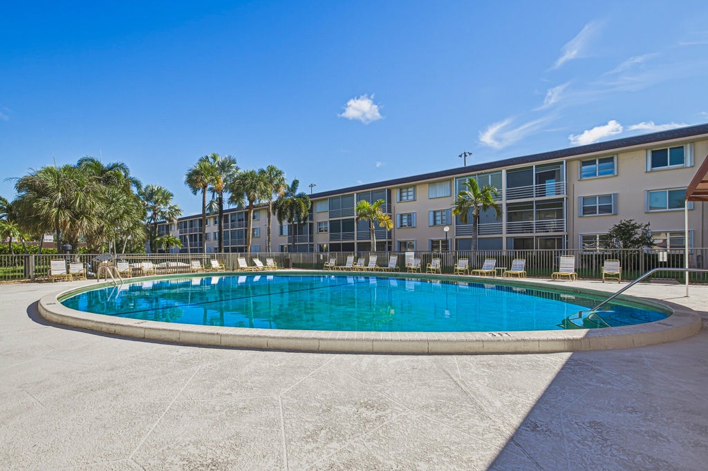 Photo of 4500 N FEDERAL Highway #358G, Lighthouse Point, FL 33064 (MLS # B26080949)