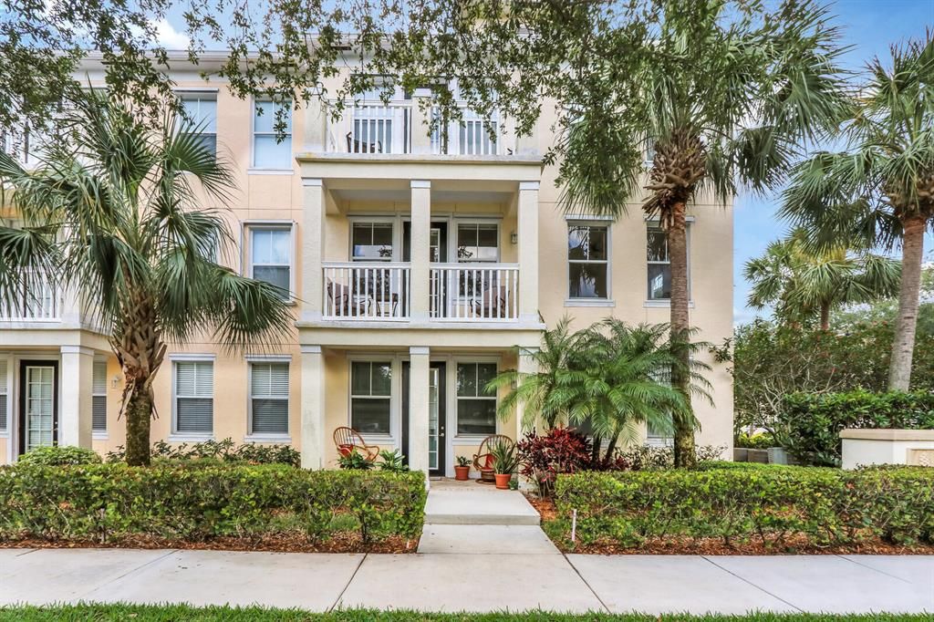 Photo of 276 Murcia Drive #211, Jupiter, FL 33458 (MLS # R10884840)