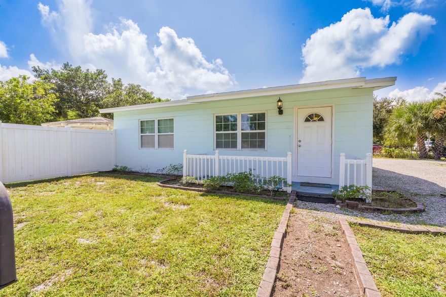 Welcome to this charming 2-bedroom, 1-bath bungalow in Jupiter! With 1,084 sq. ft. of space, this single-family gem offers a cozy living area and a well-appointed kitchen. The fenced yard is perfect for outdoor fun, and there's a bonus living area that can serve as a third bedroom, complete with a convenient washer/dryer. Located in the heart of Jupiter, you'll enjoy easy access to schools, parks, shopping, and dining. Don't miss the chance to experience the best of Jupiter living—schedule a viewing today!