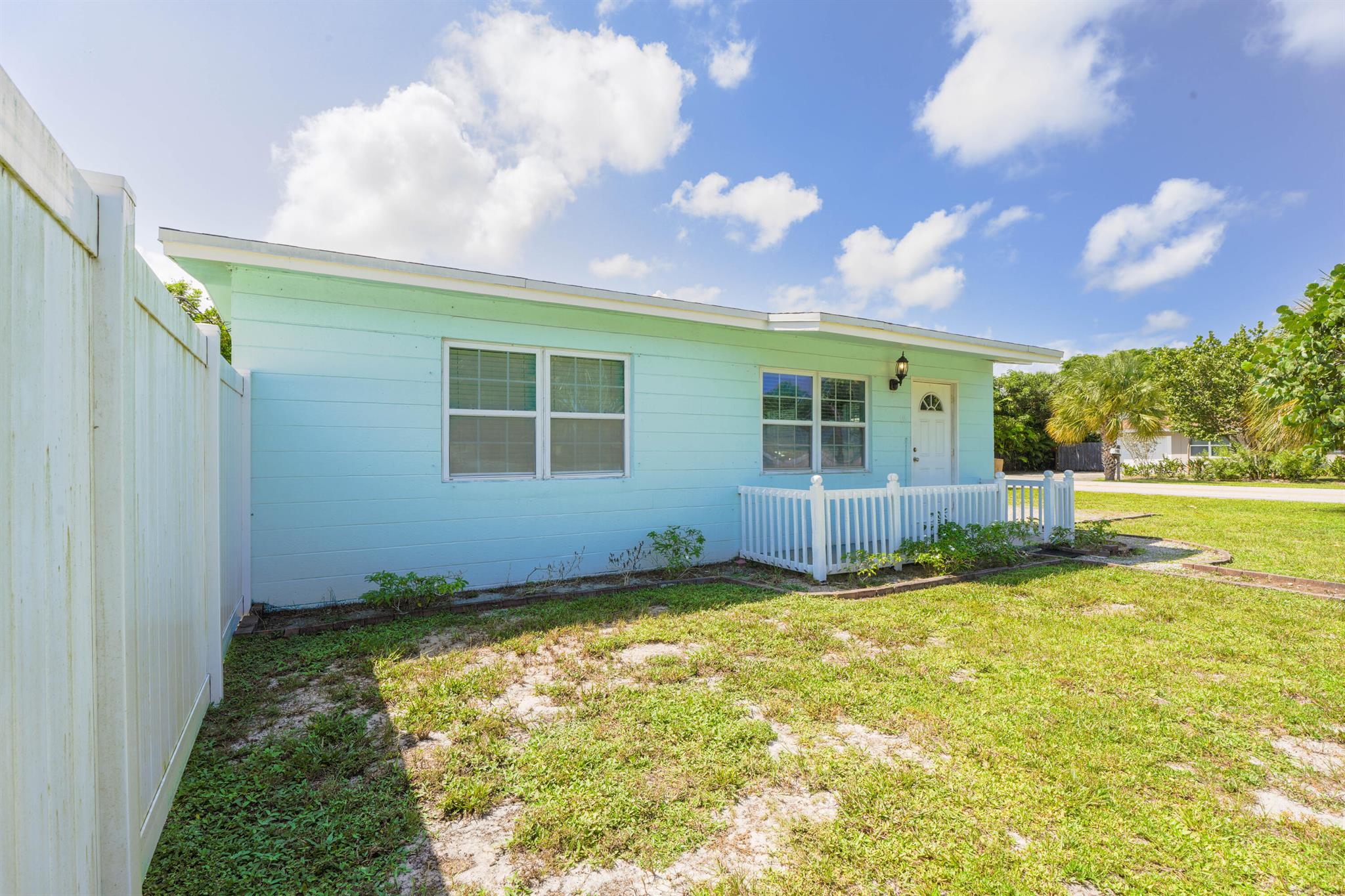 PINE GARDENS - Residential Lease