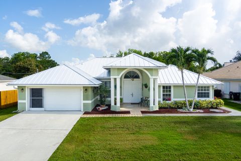 A home in Port St Lucie