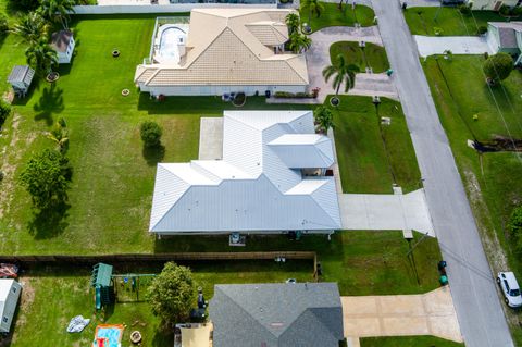 A home in Port St Lucie