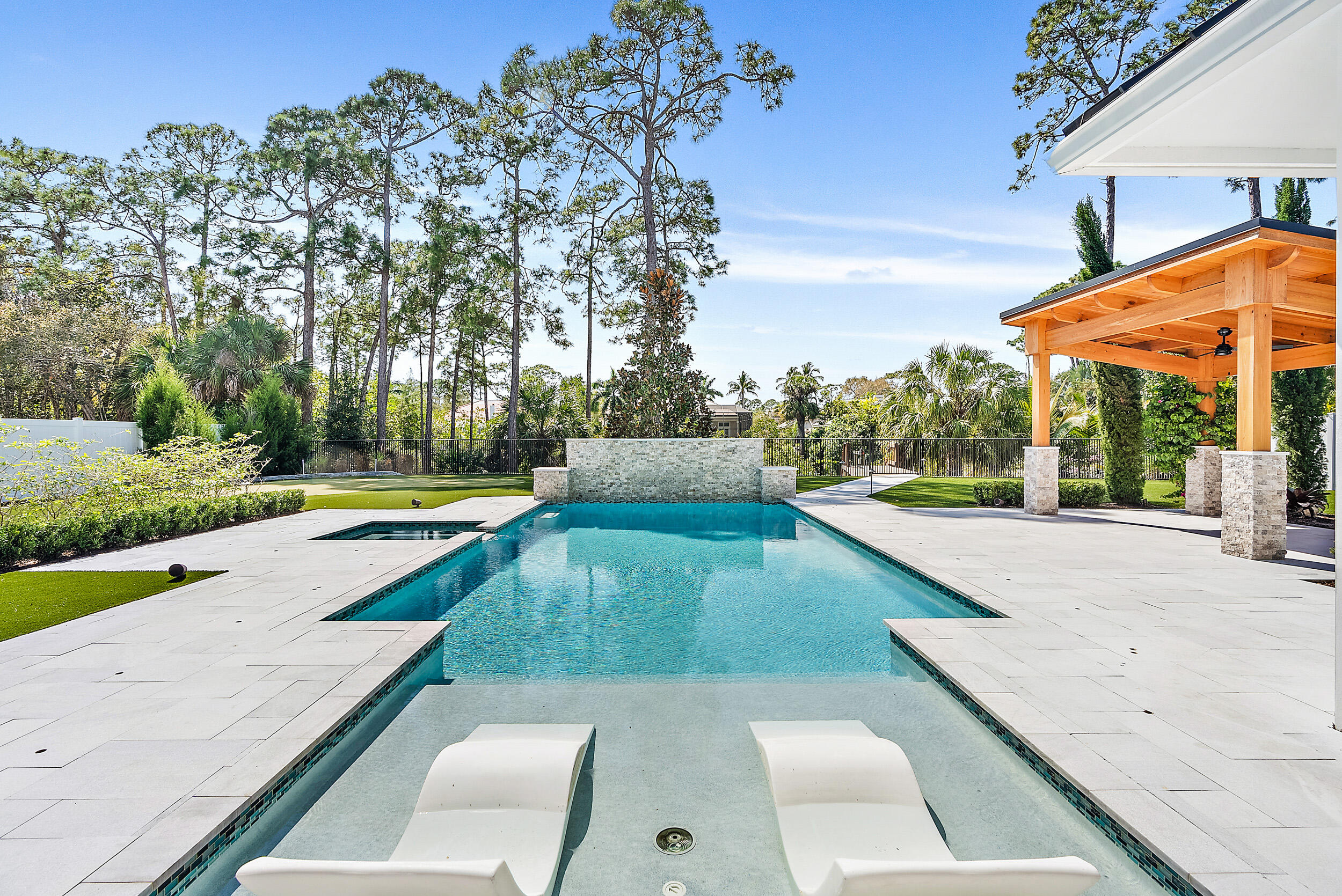 JUPITER RIVER ESTATES - Residential