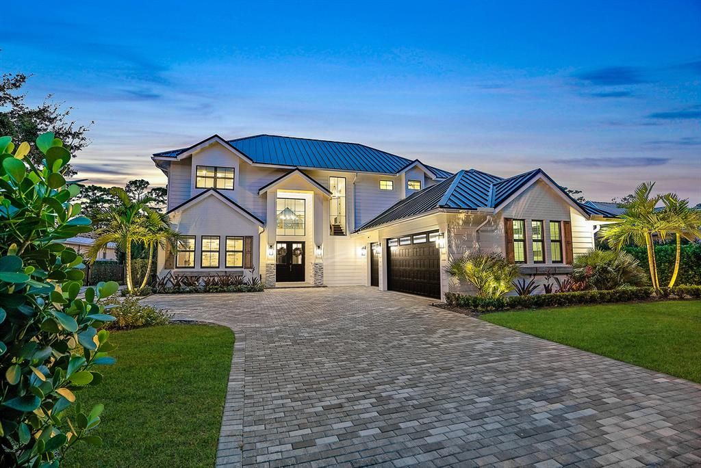 Photo of 18764 SE Jupiter River Drive, Jupiter, FL 33458 (MLS # R10868330)