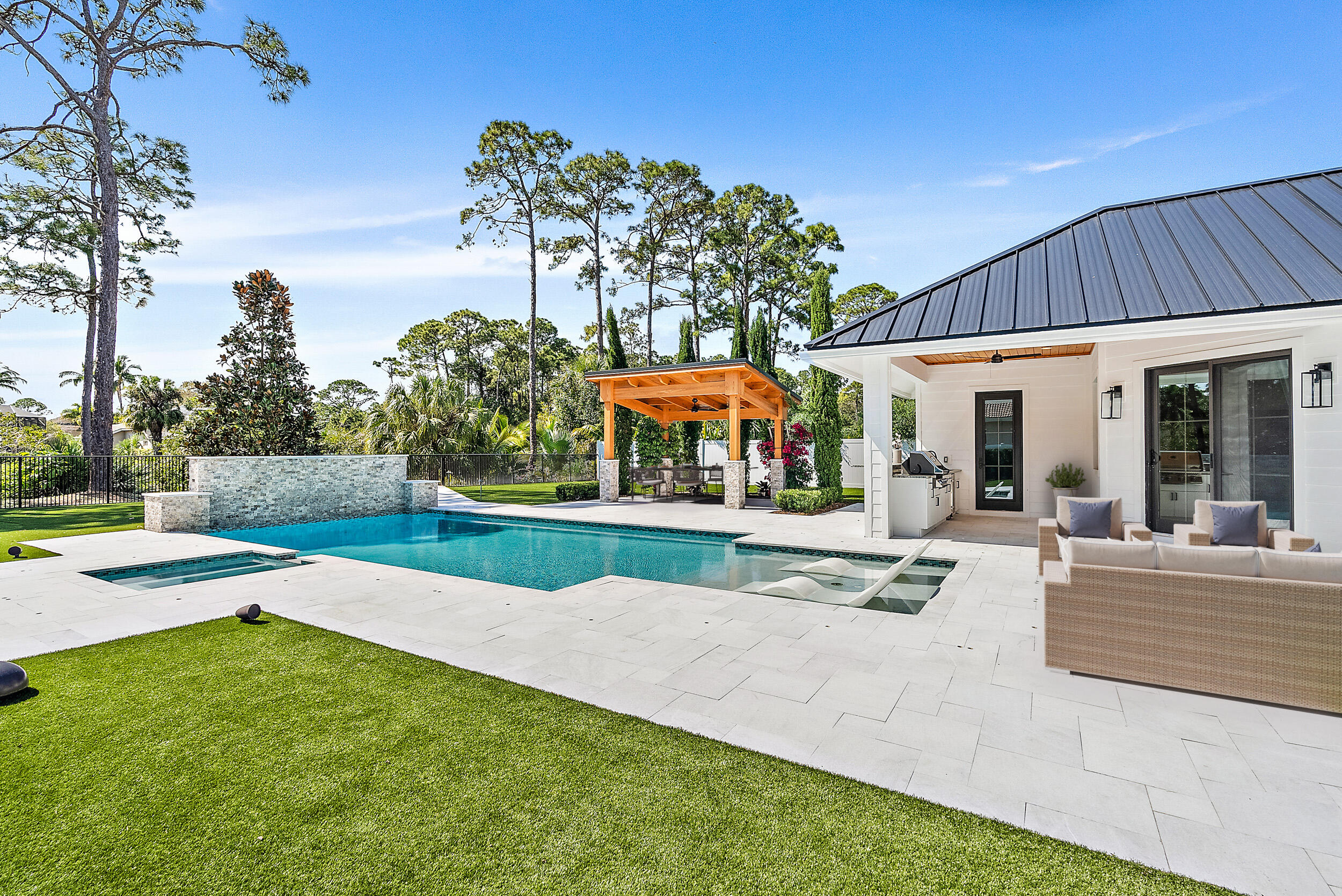 JUPITER RIVER ESTATES - Residential