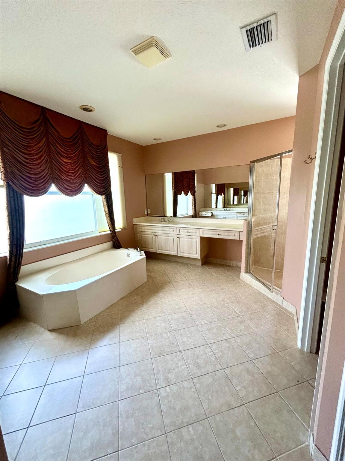 BLACK DIAMOND PH 1 - Residential