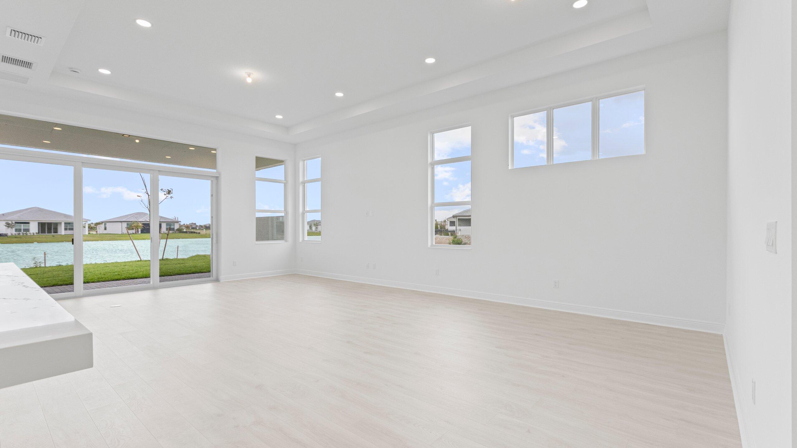 5042 Rivo Alto Circle