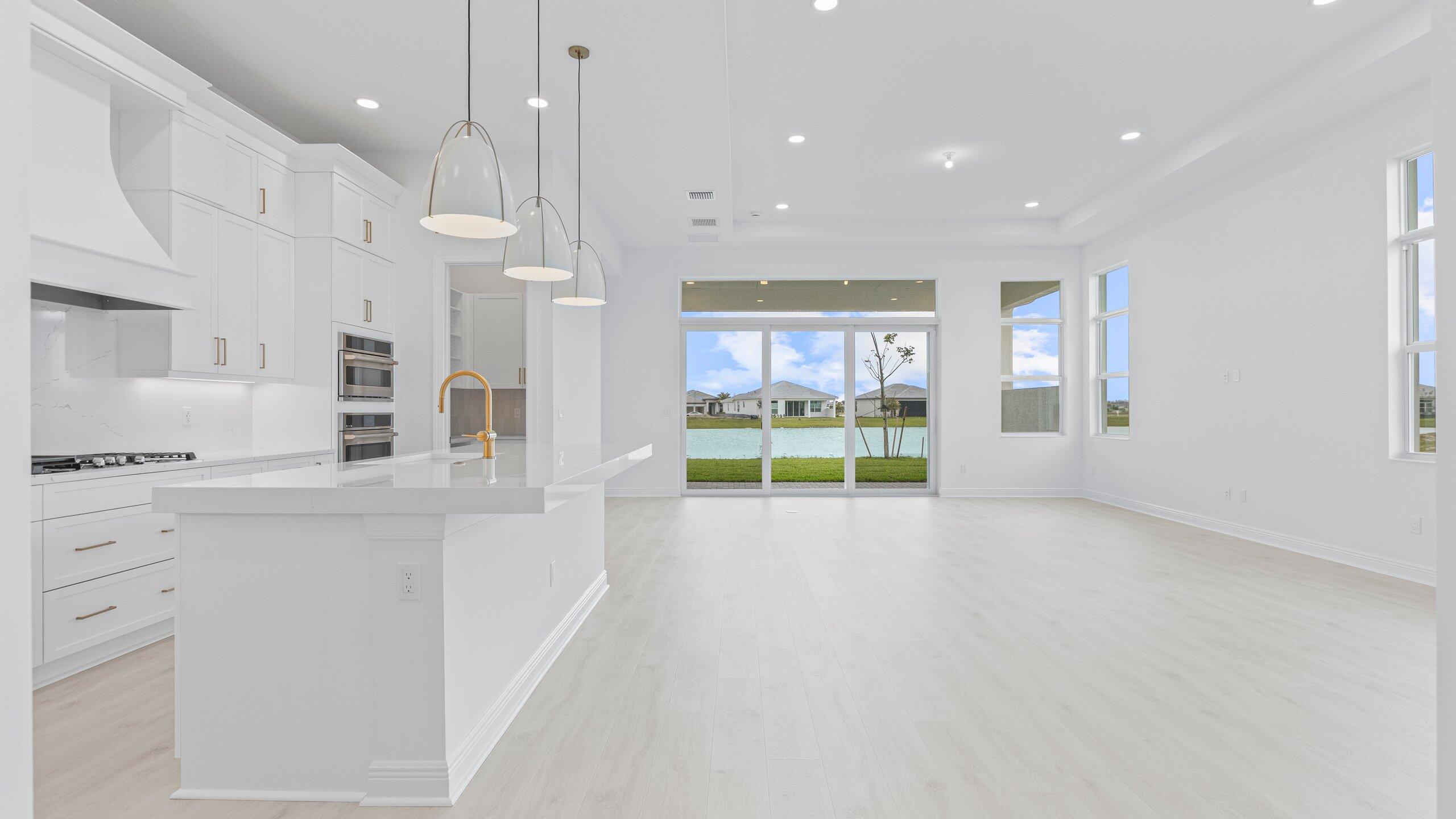 CRESSWIND PALM BEACH - Residential