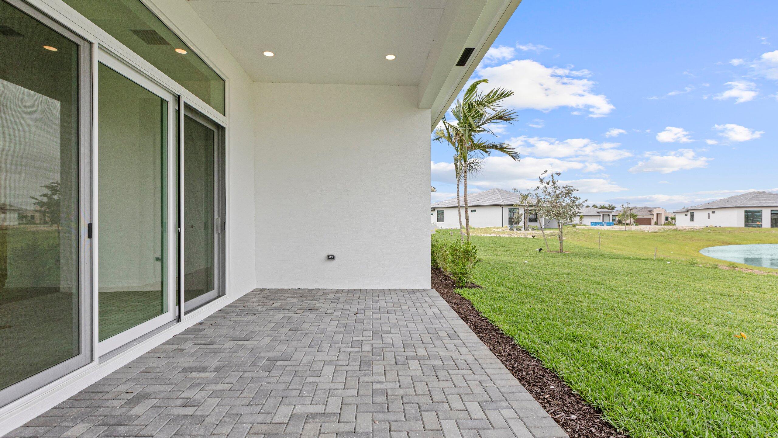 CRESSWIND PALM BEACH - Residential