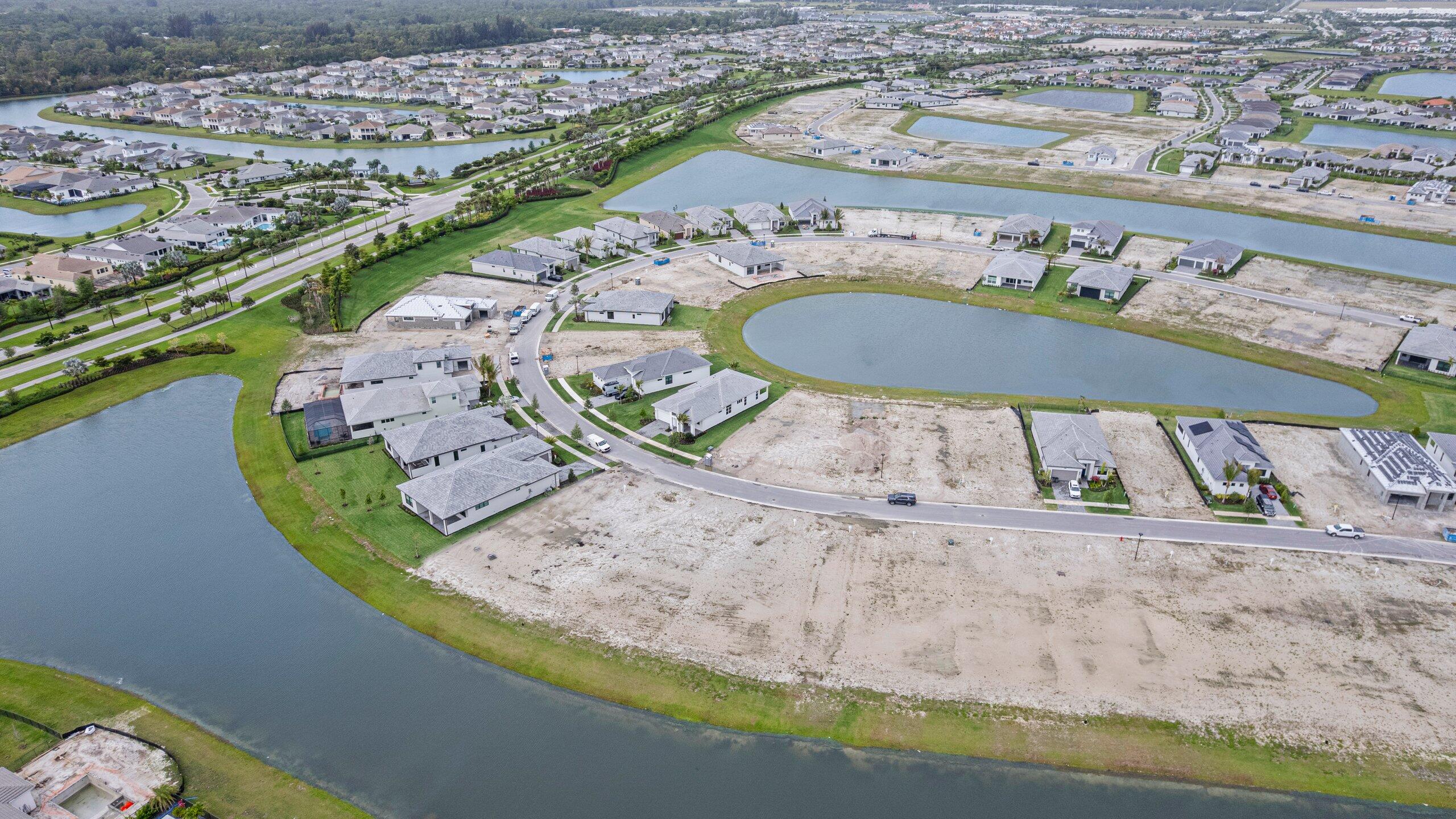 CRESSWIND PALM BEACH - Residential
