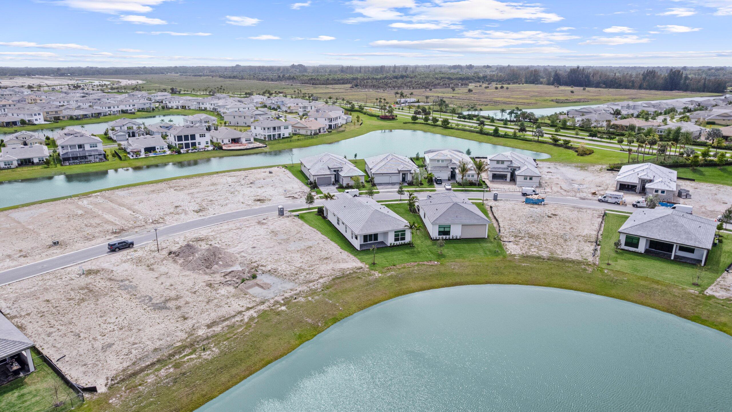 CRESSWIND PALM BEACH - Residential