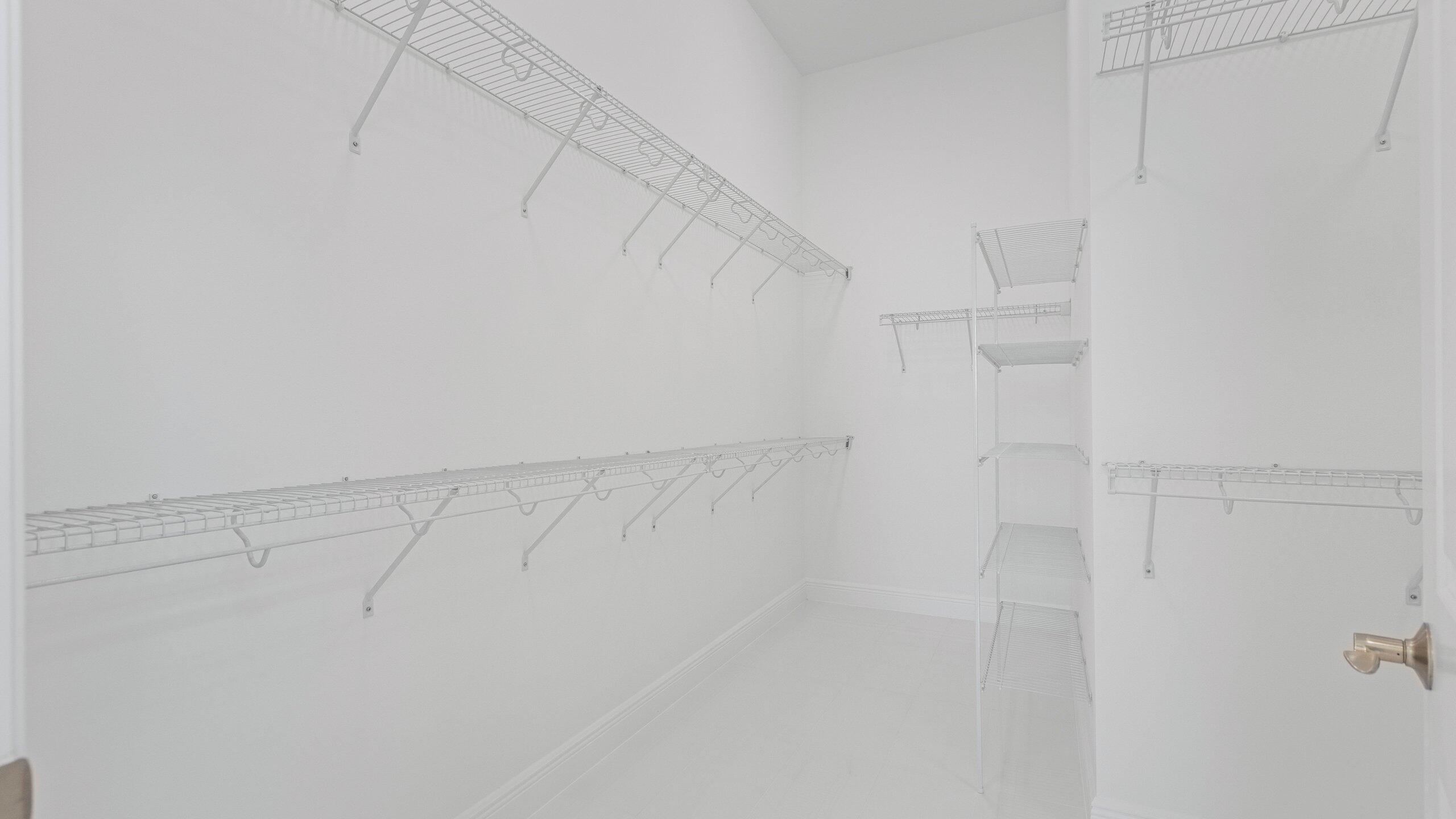 CRESSWIND PALM BEACH - Residential