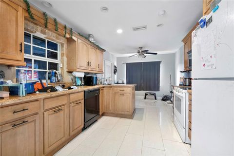 Tiny photo for 6810 Merion Court, North Lauderdale, FL 33068 (MLS # F10549953)
