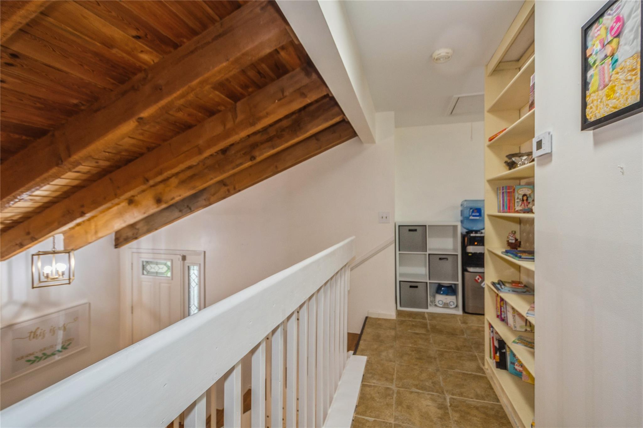 EVERGLADES SUGAR & LAND C - Residential Lease