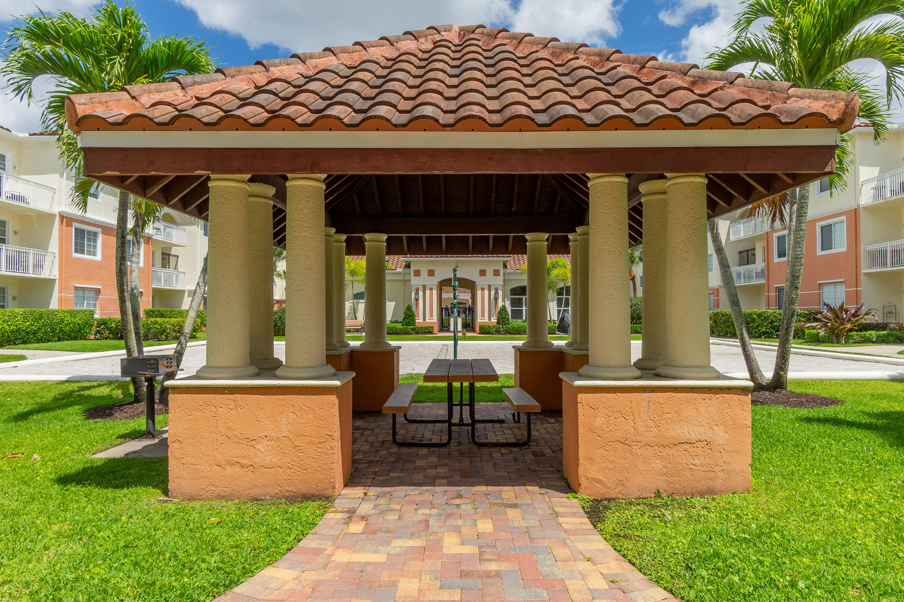 Mezzano - Residential