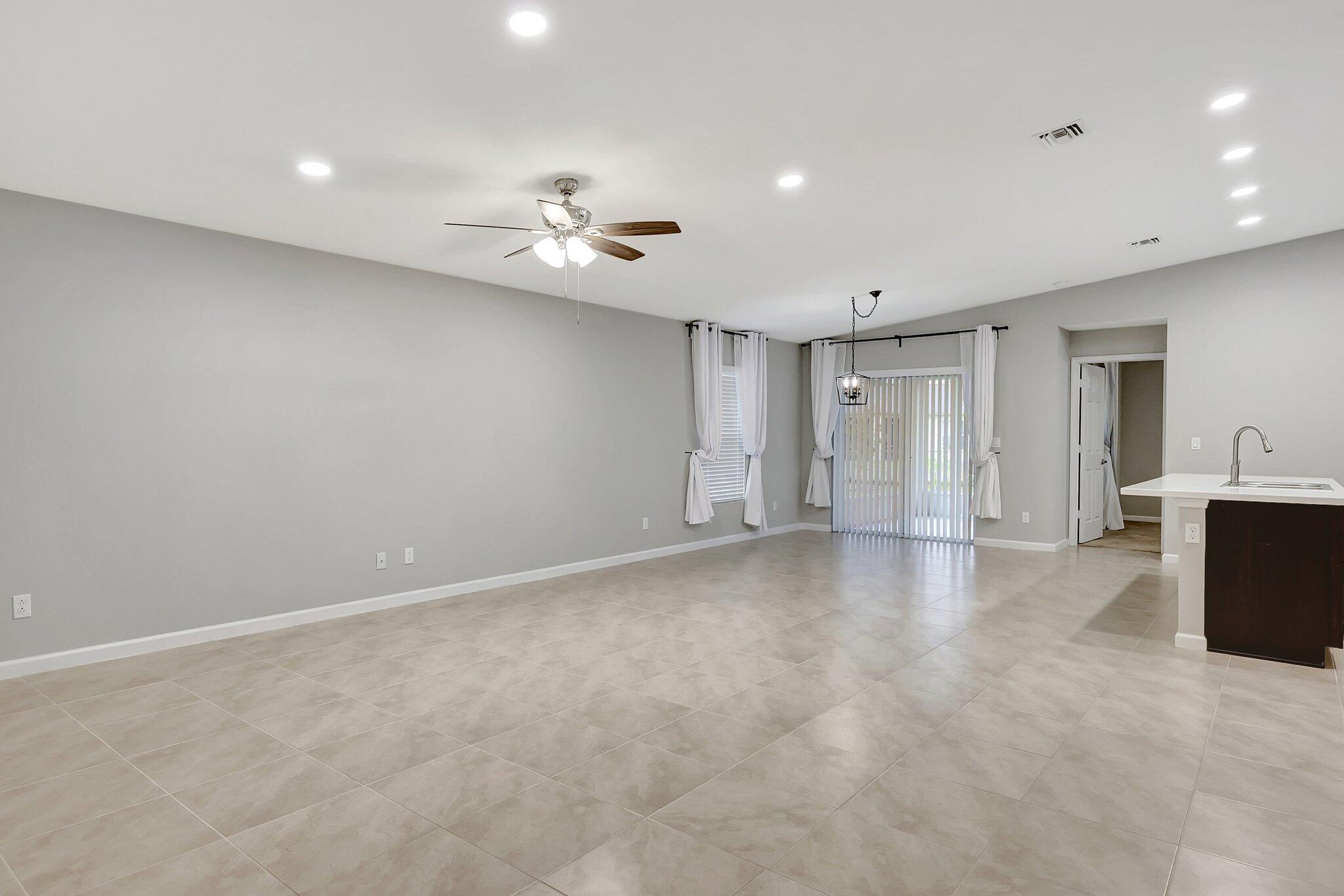 PORT ST LUCIE SECTION 25 - Residential