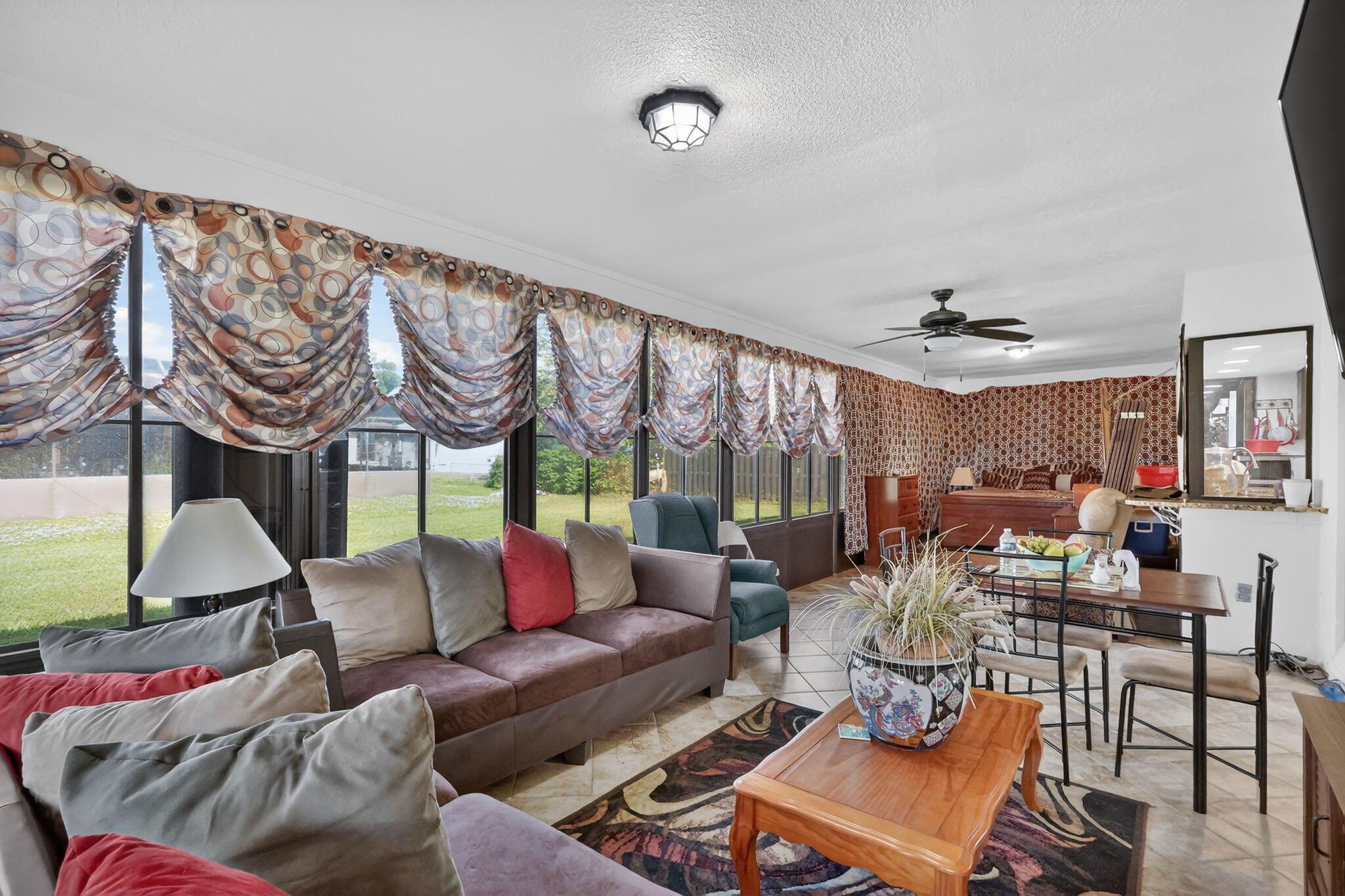 PORT ST LUCIE SECTION 3 - Residential