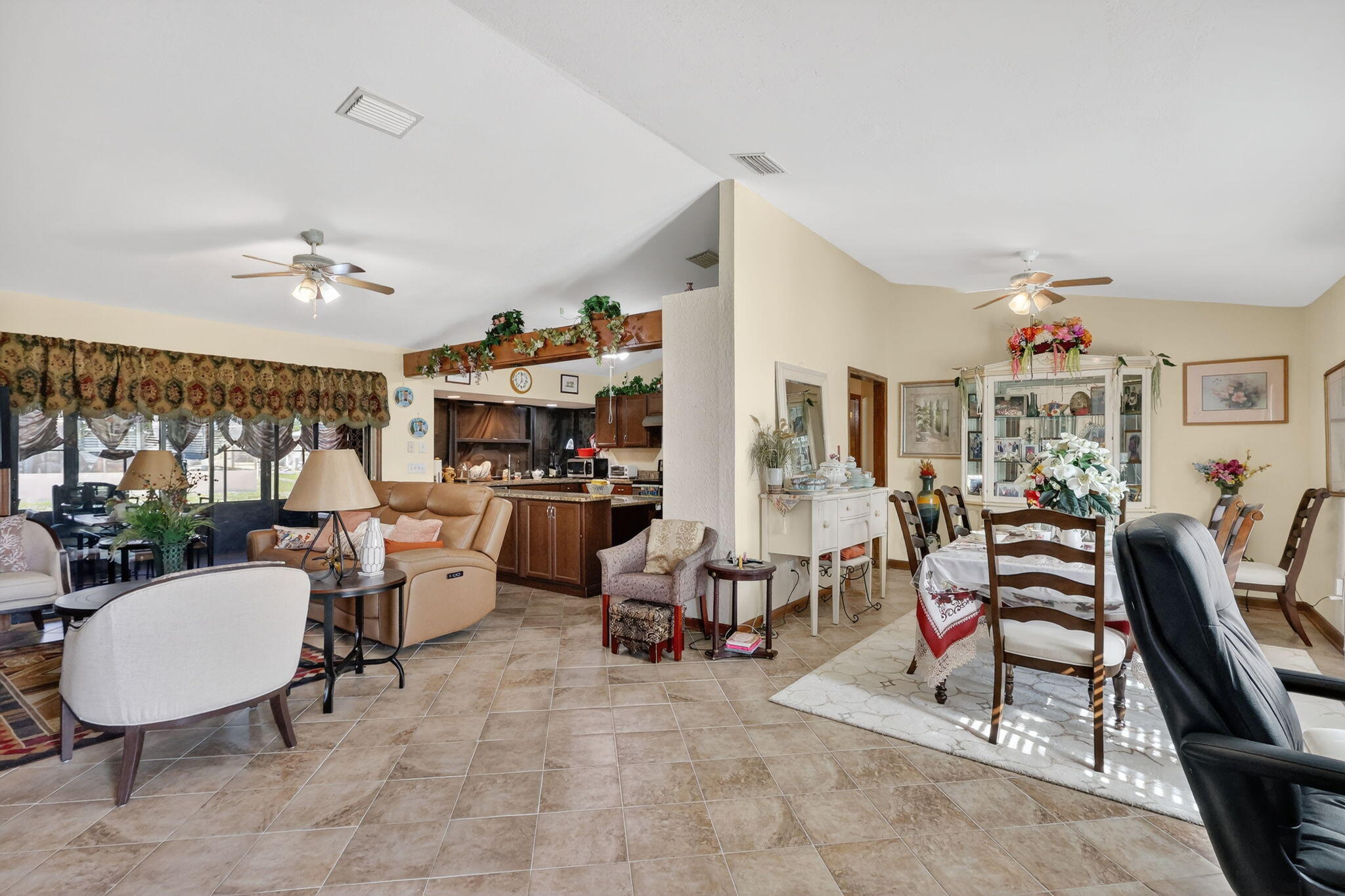 PORT ST LUCIE SECTION 3 - Residential