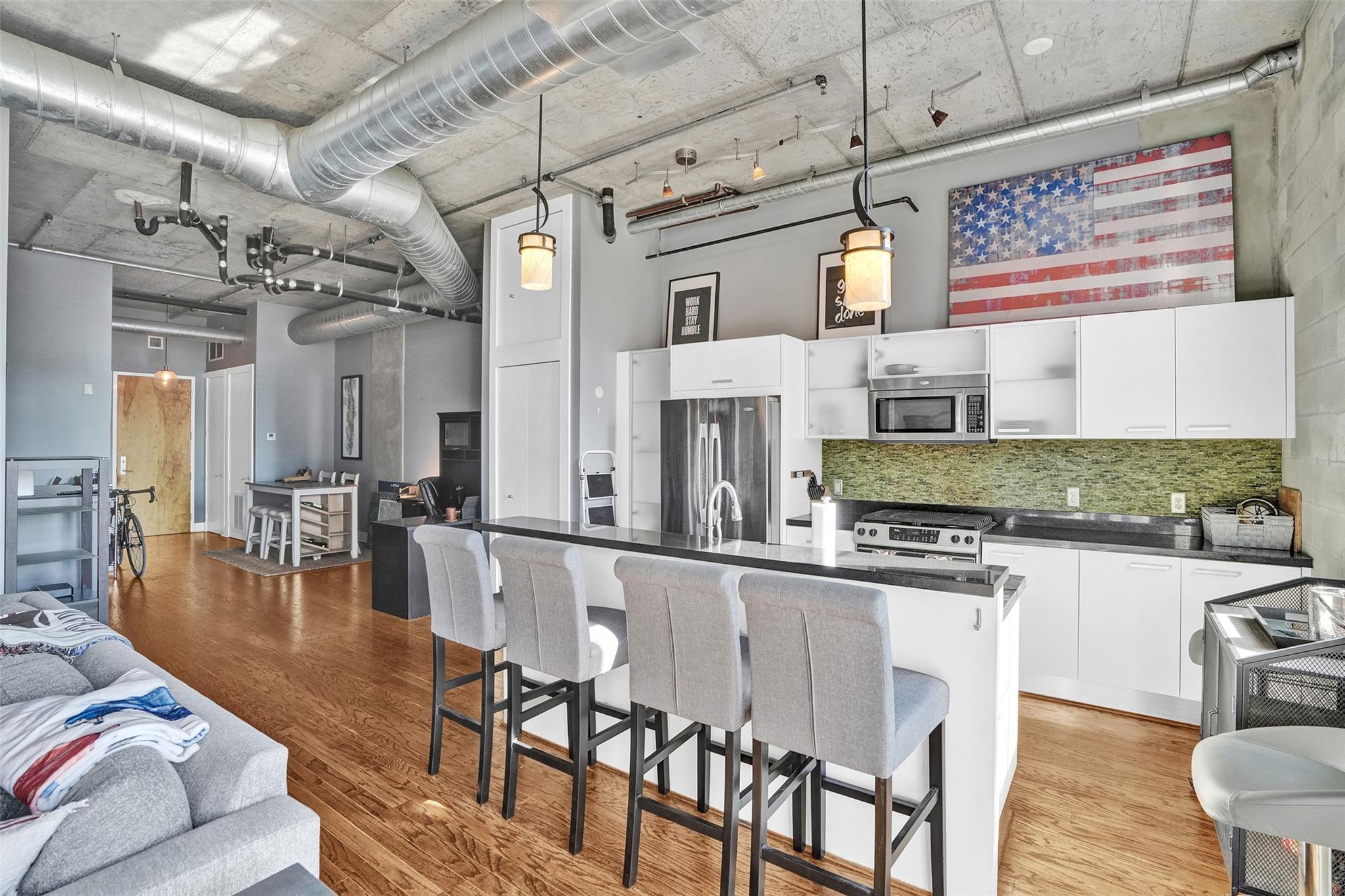 410 NW 1st Ave 604, Fort Lauderdale, FL, 33301/$550,000 1 410 NW 1st Ave 604