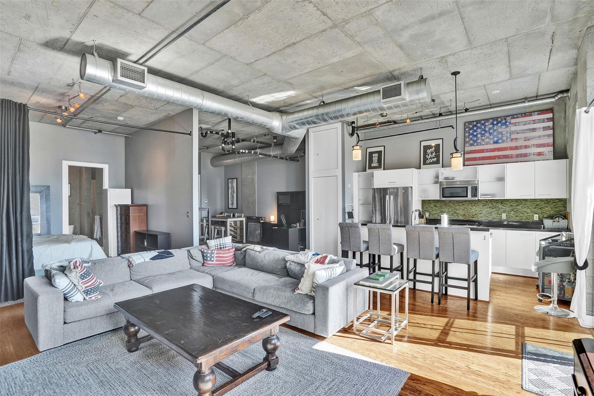 MILL LOFTS - Residential